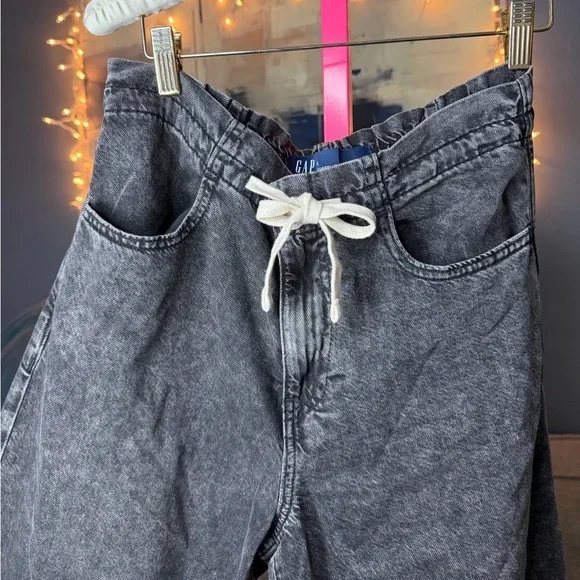 Gap Mid Rise Pull-On SuperLight Baggy Jeans size small 🤍 - Picture 5 of 7